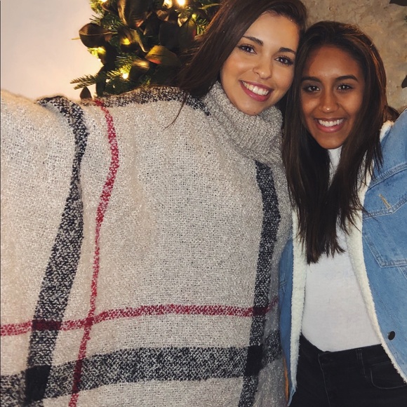 Sweater tan black and red - Picture 3 of 3